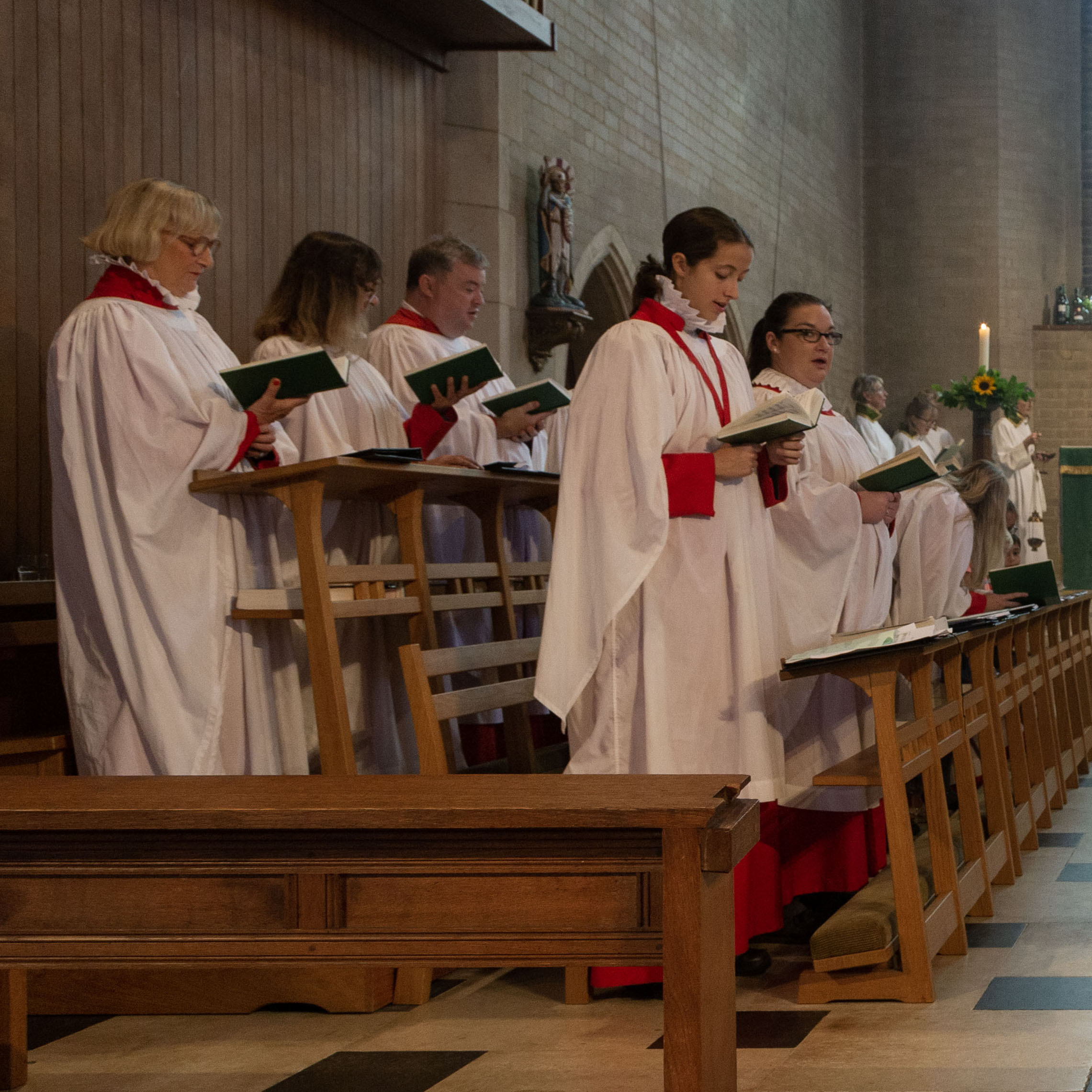 choir crop2